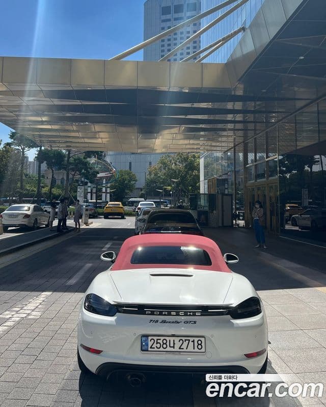 Porsche 718 Boxster 2021 — Şəkil 2/4