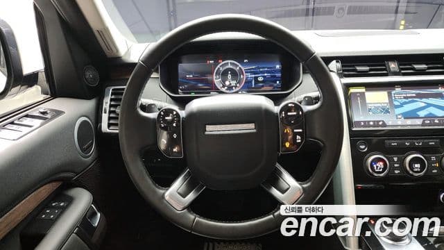 Land Rover Discovery 5 2019 — Фото 13/20
