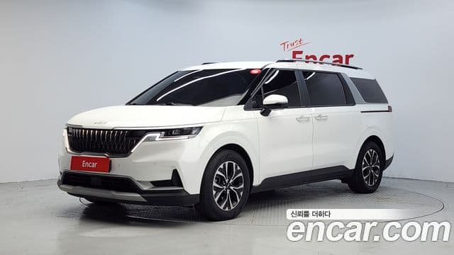 Kia Carnival 2022 — ფოტო 1/20