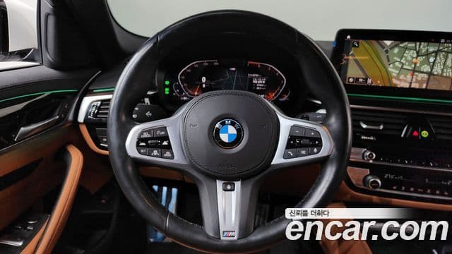 BMW 5 Series 2021 — Фото 13/20