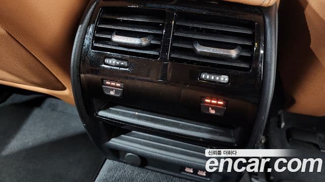 BMW 5 Series 2021 — Фото 19/20