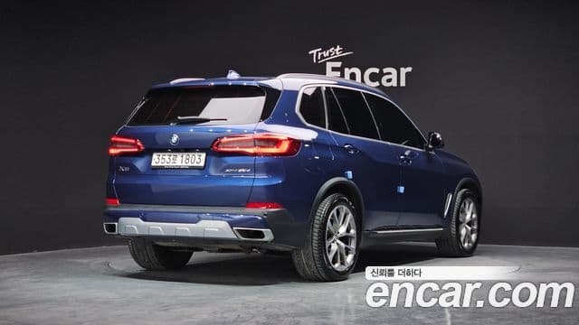 BMW X5 2019 — ფოტო 2/20