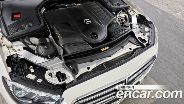Mercedes-Benz E-Class 2021 — Фото 6/20