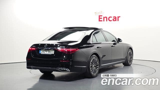 Mercedes-Benz S-Class 2021 — ფოტო 2/20