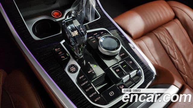 BMW X7 2021 — Şəkil 9/20