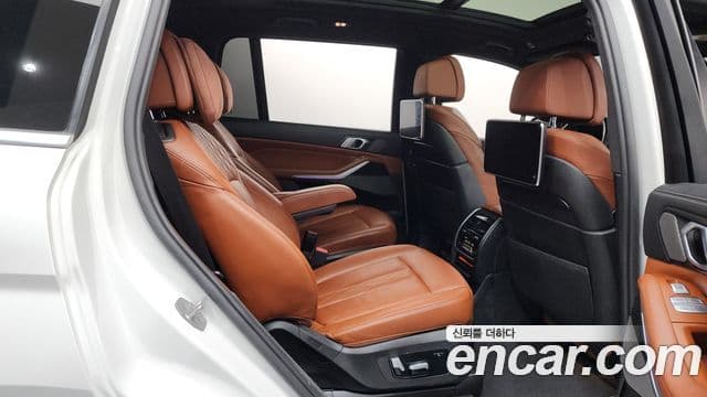 BMW X7 2021 — Şəkil 12/20