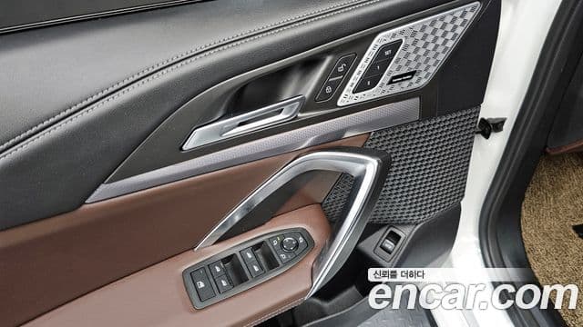 BMW X1 2024 — ფოტო 19/20