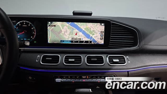 Mercedes-Benz GLE-Class 2023 — ფოტო 14/20