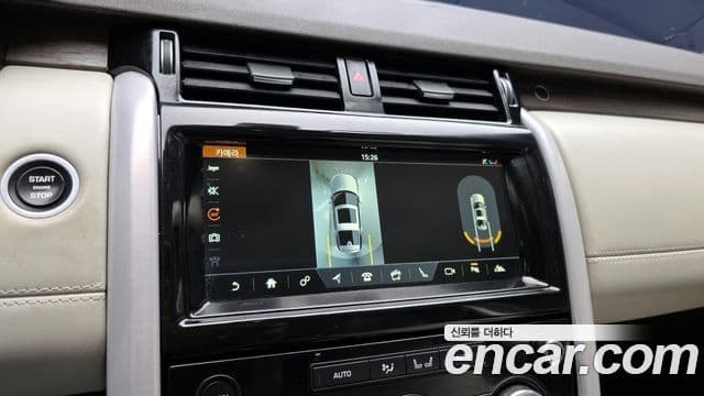Land Rover Discovery 5 2018 — Фото 15/20