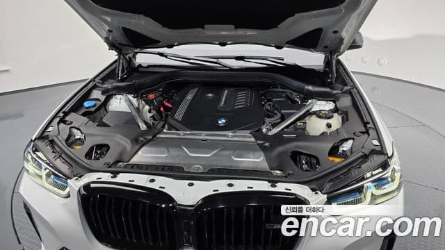 BMW X4 2022 — ფოტო 6/20