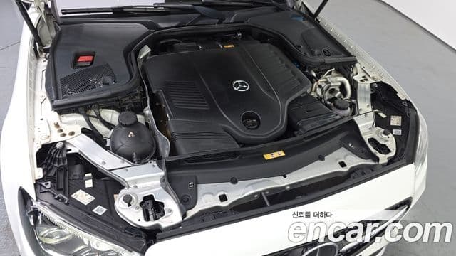 Mercedes-Benz E-Class 2021 — Фото 6/20
