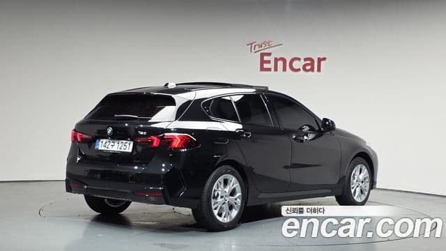 BMW 1 Series 2025 — ფოტო 2/20