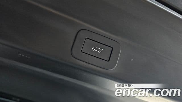 Land Rover Range Rover Sport 2025 — Фото 16/20