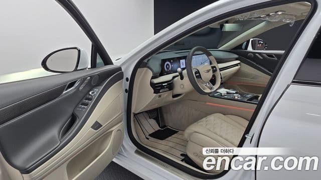 Genesis Electrified G80 2025 — Şəkil 10/20