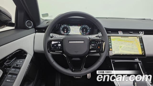 Land Rover Range Rover Evoque 2026 — Фото 15/20