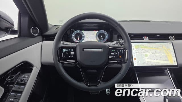 Land Rover Range Rover Evoque 2026 — Фото 15/20