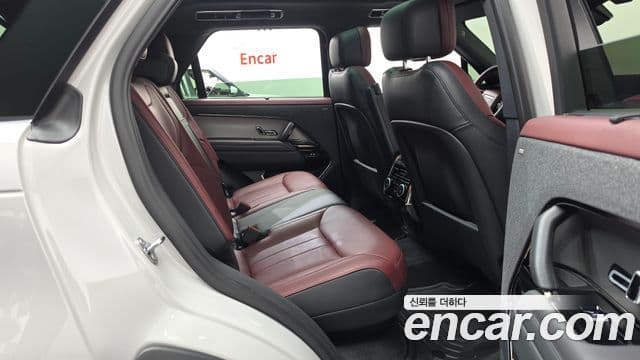 Land Rover Range Rover Sport 2024 — Фото 11/20