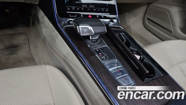 Audi A7 2022 — ფოტო 9/20