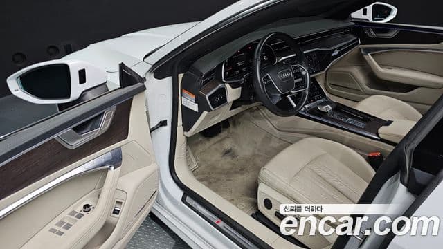 Audi A7 2022 — ფოტო 10/20