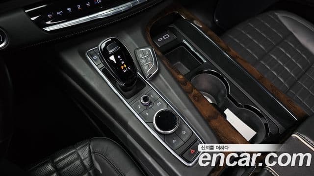 Cadillac Escalade 2022 — ფოტო 9/20