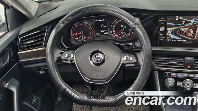 Volkswagen Jetta 2020 — Şəkil 13/20