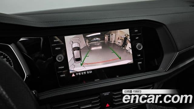 Volkswagen Jetta 2020 — Şəkil 15/20