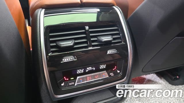 BMW X6 2022 — ფოტო 18/20