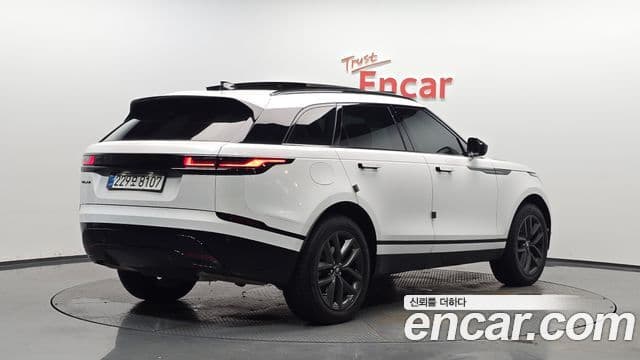 Land Rover Range Rover Velar 2024 — ფოტო 2/20