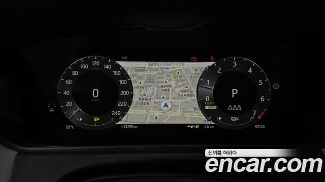 Land Rover Range Rover Velar 2024 — ფოტო 7/20