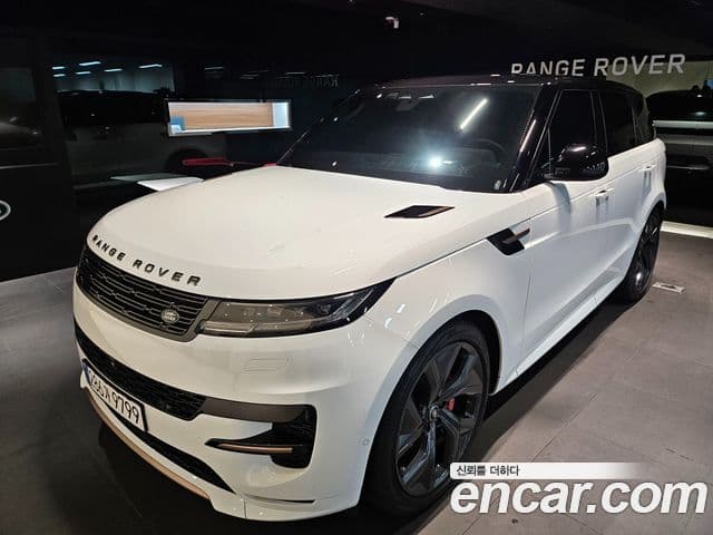 Land Rover Range Rover Sport 2023 — Фото 4/14