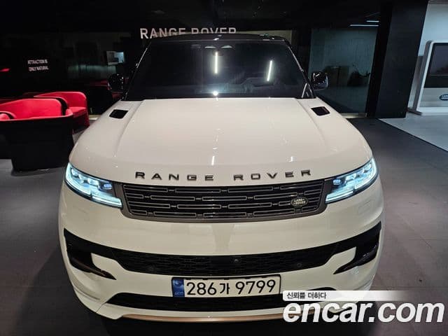 Land Rover Range Rover Sport 2023 — Фото 7/14