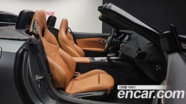 BMW Z4 2025 — ფოტო 10/20