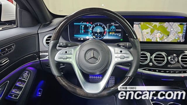 Mercedes-Benz S-Class 2020 — ფოტო 13/20