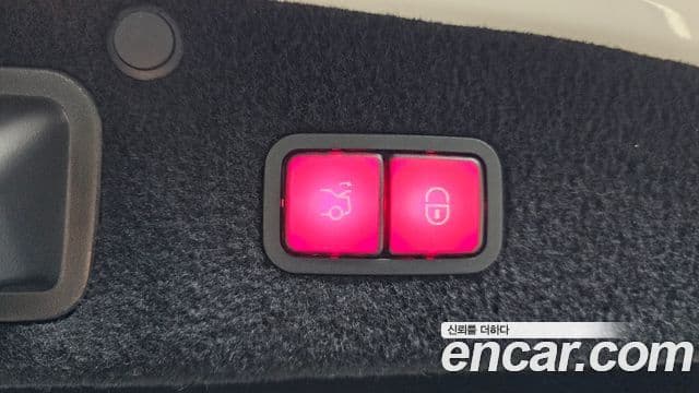 Mercedes-Benz S-Class 2020 — ფოტო 17/20