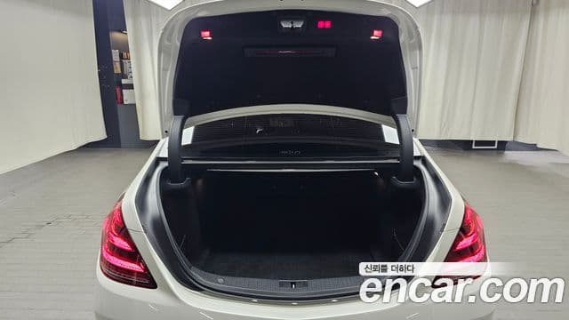 Mercedes-Benz S-Class 2020 — ფოტო 20/20