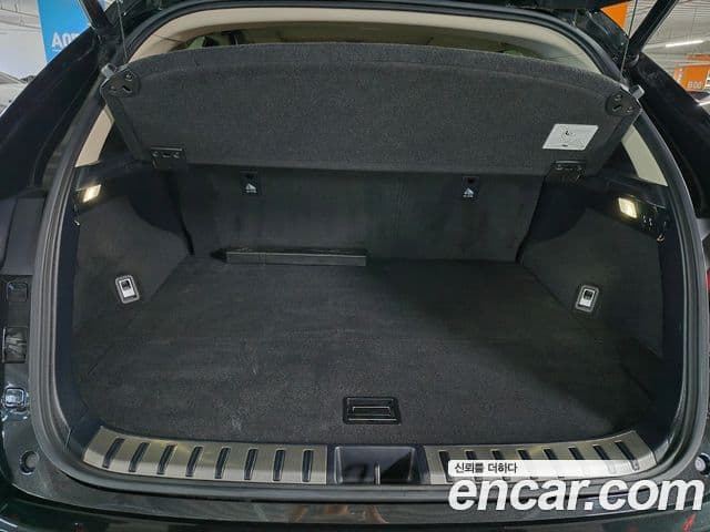 Lexus NX300h 2021 — Şəkil 19/20