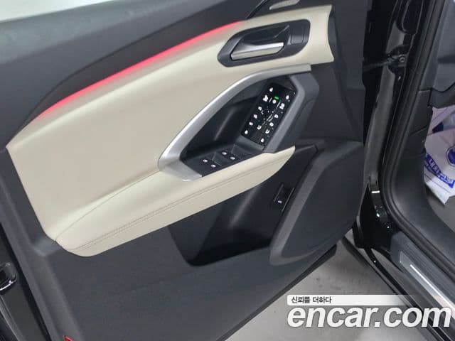 Audi Q5 2025 — ფოტო 6/13