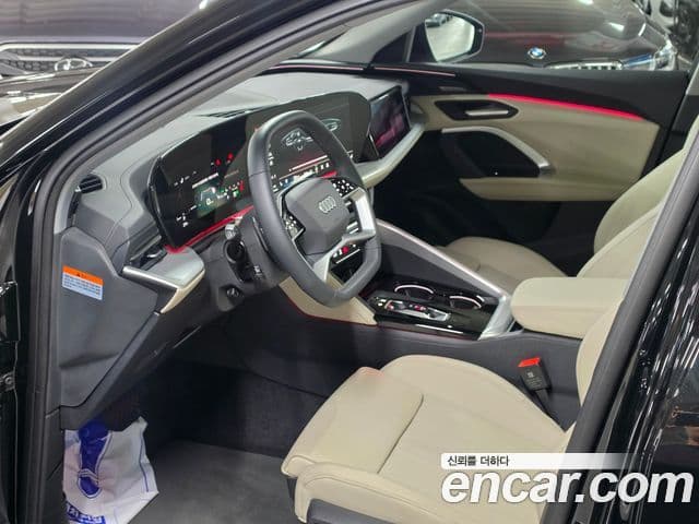 Audi Q5 2025 — ფოტო 8/13