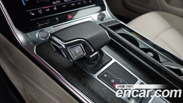 Audi A6 2020 — ფოტო 9/20