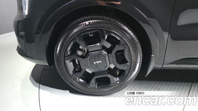 Kia Sorento 2025 — ფოტო 5/20