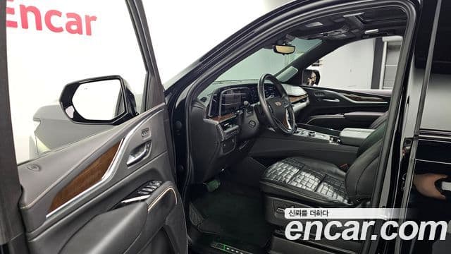 Cadillac Escalade 2023 — Şəkil 10/20