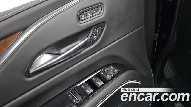 Cadillac Escalade 2023 — Şəkil 19/20