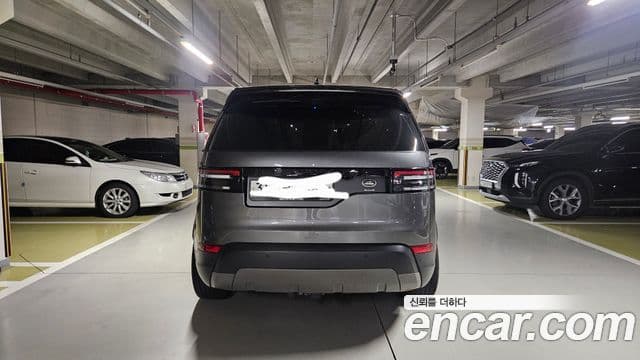 Land Rover Discovery 5 2019 — Фото 1/12