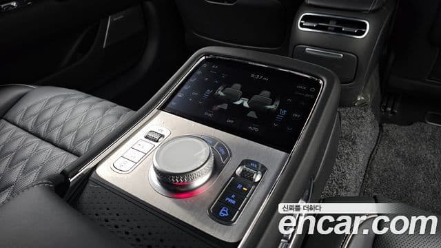 Genesis G90 2023 — Şəkil 19/20