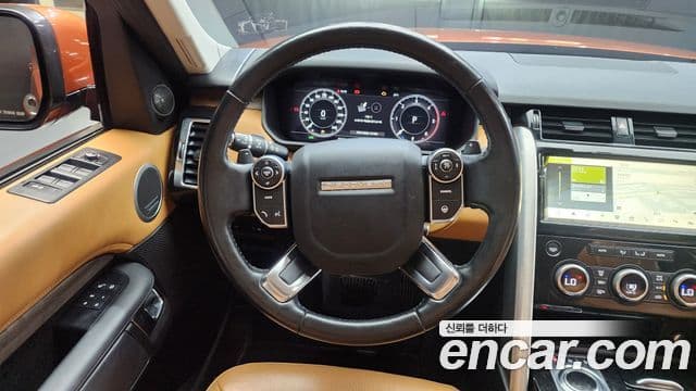 Land Rover Discovery 5 2018 — Фото 13/20