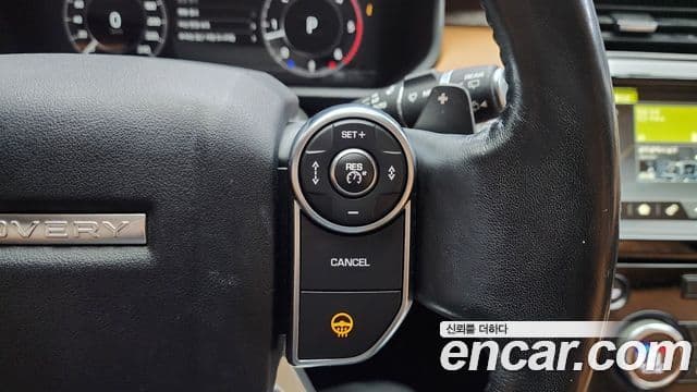 Land Rover Discovery 5 2018 — Фото 17/20