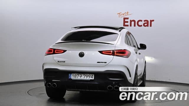Mercedes-Benz GLE-Class 2023 — ფოტო 4/20