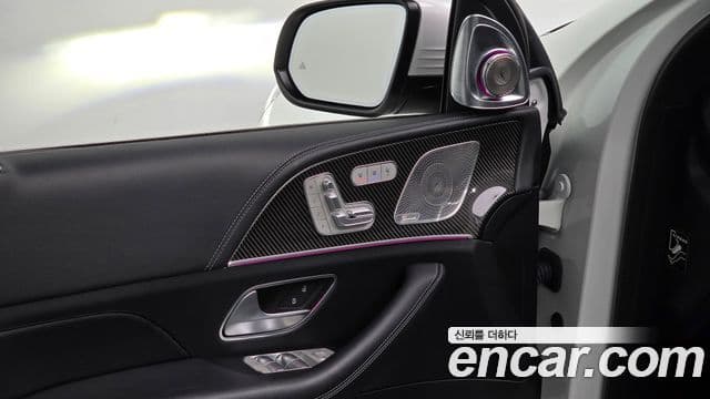 Mercedes-Benz GLE-Class 2023 — ფოტო 17/20
