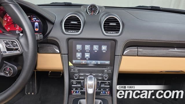 Porsche 718 Boxster 2021 — Фото 13/20