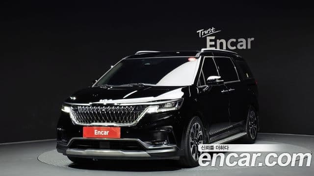 Kia Carnival 2022 — ფოტო 1/20